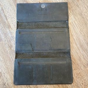 Able green leather wallet